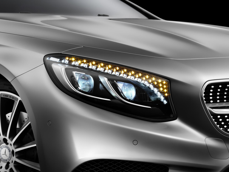 Illustration for article titled The 2015 Mercedes-Benz S-Class Coupe Has 47 Crystals In Its Headlights
